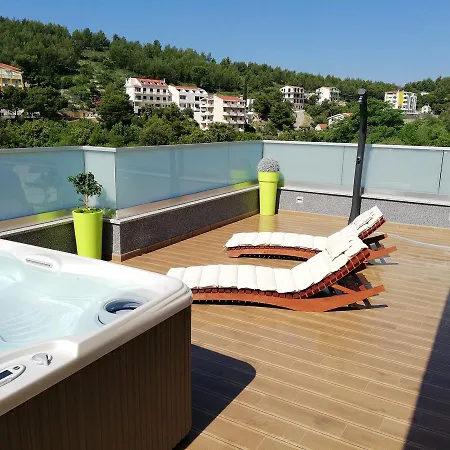 Katija Apartman