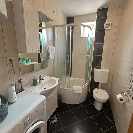 Katija Drvenik (Split-Dalmatia)