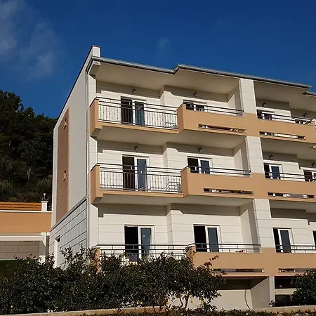 Katija Apartment *
